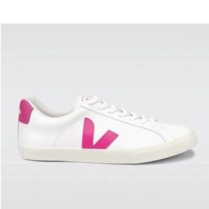 VEJA CAMPO LEATHER SNEAKERS! Women’s 9